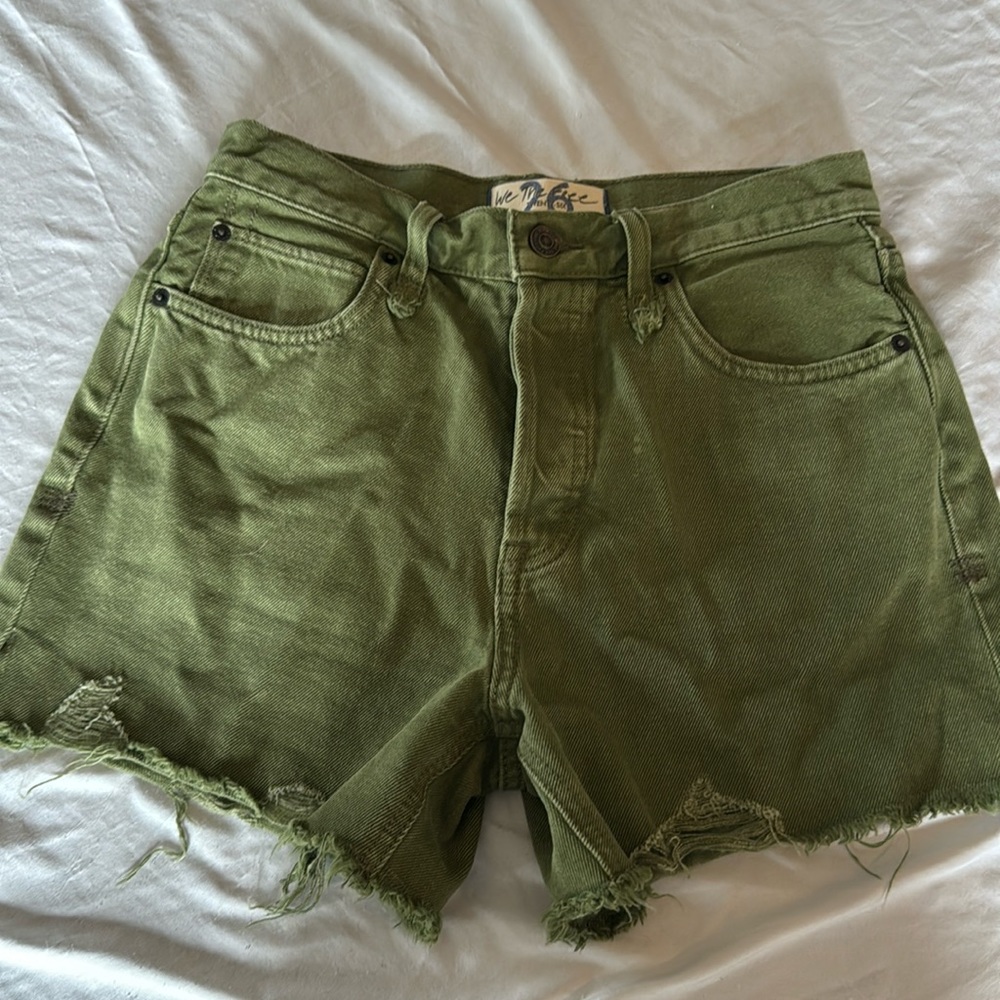 Free people - olive green distressed denim shorts - size 26